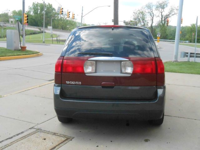 Buick Rendezvous 2004 photo 13