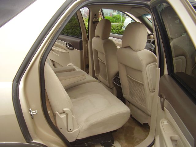 Buick Rendezvous 2004 photo 1