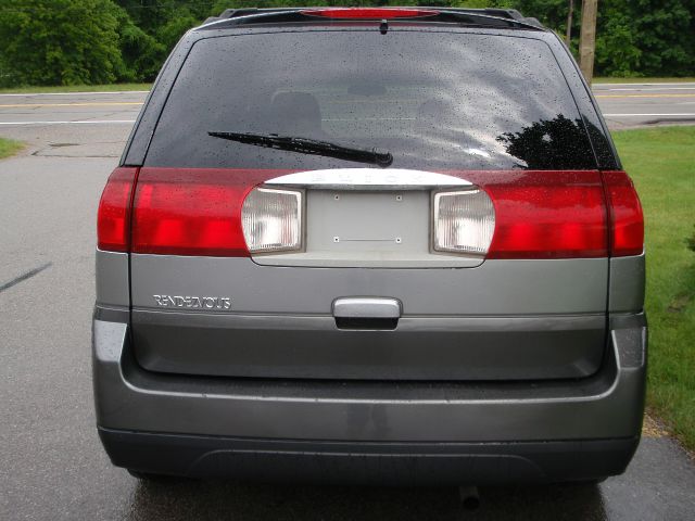 Buick Rendezvous 2004 photo 2