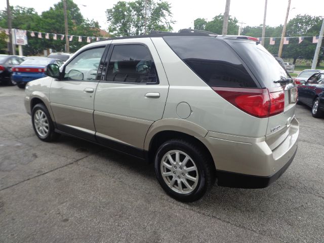 Buick Rendezvous GS 460 Sedan 4D SUV