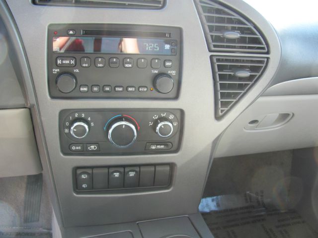 Buick Rendezvous 2006 photo 13