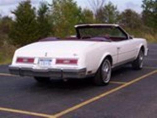 Buick Riviera 1983 photo 3