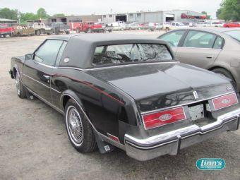 Buick Riviera 1985 photo 2