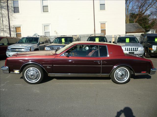 Buick Riviera 1985 photo 3