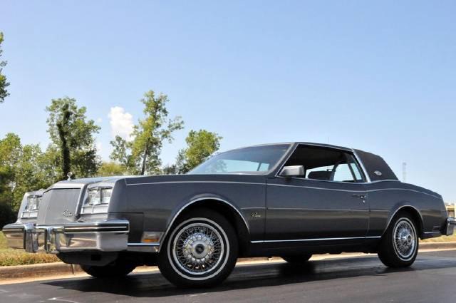 Buick Riviera 1985 photo 2