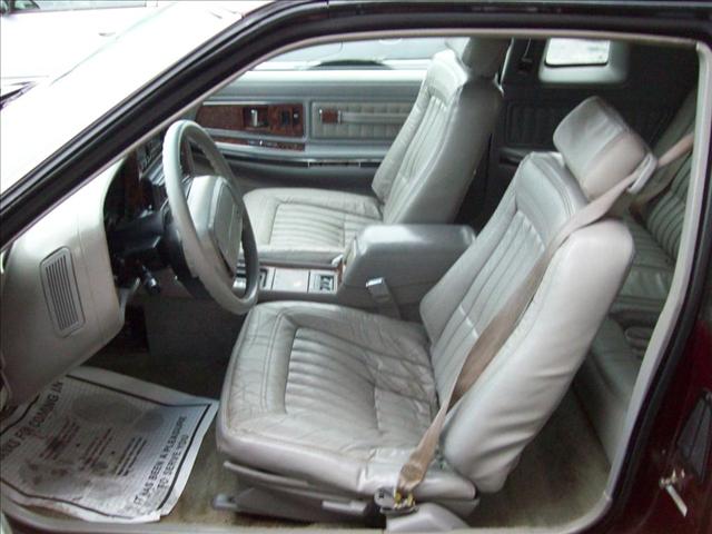 Buick Riviera 1993 photo 2