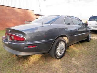 Buick Riviera 1995 photo 4