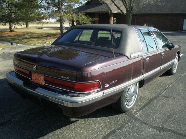 Buick Roadmaster 1993 photo 3