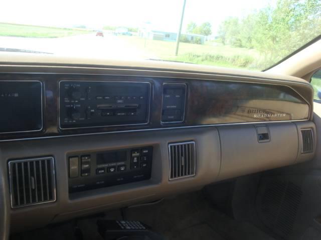 Buick Roadmaster 1993 photo 2