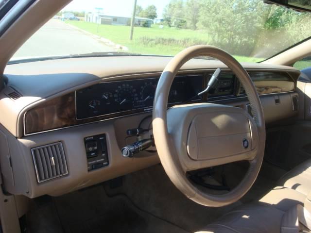 Buick Roadmaster 1993 photo 3