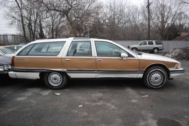 Buick Roadmaster 1993 photo 2