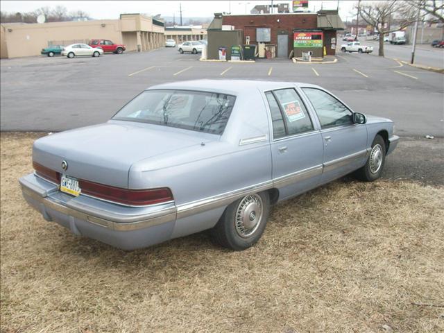 Buick Roadmaster 1995 photo 3