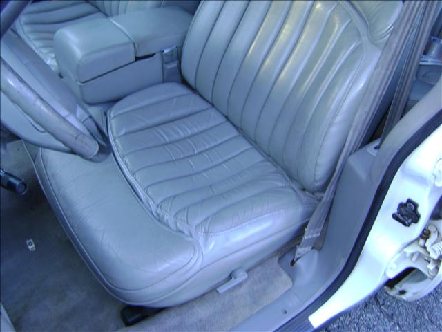 Buick Roadmaster 1995 photo 2