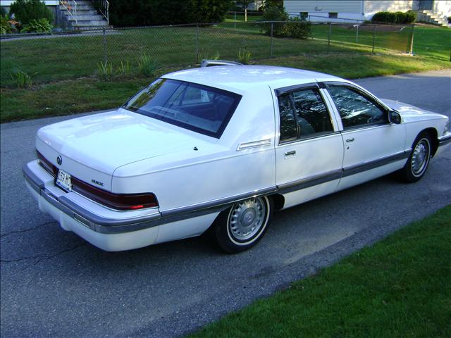 Buick Roadmaster 1995 photo 3