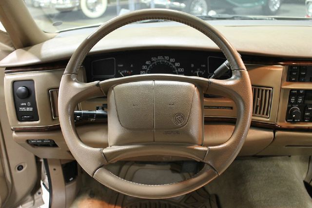 Buick Roadmaster 1996 photo 28