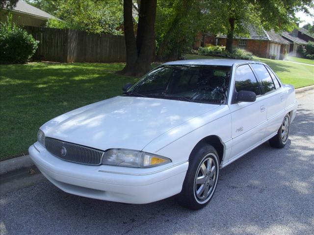 Buick Skylark 1997 photo 4