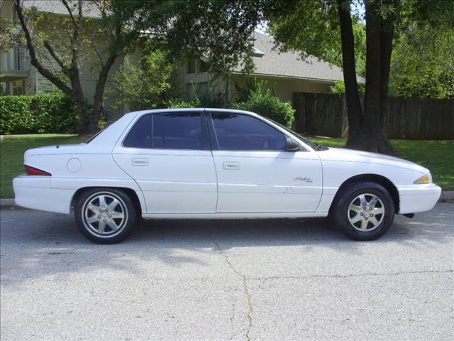 Buick Skylark 1997 photo 1