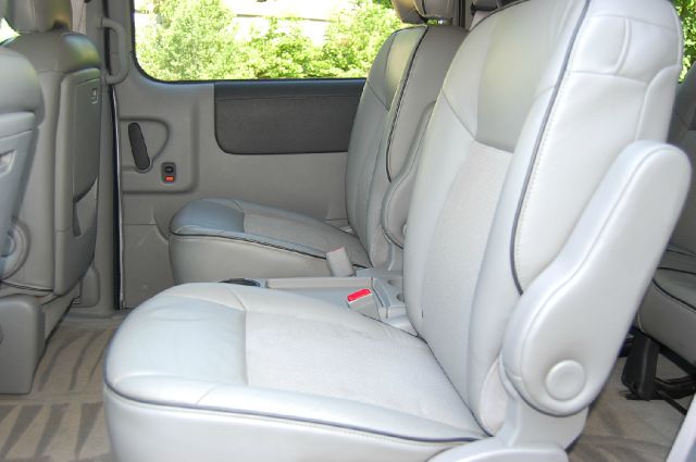 Buick Terraza 2005 photo 2