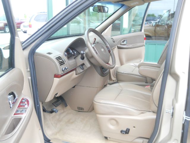 Buick Terraza 2005 photo 9