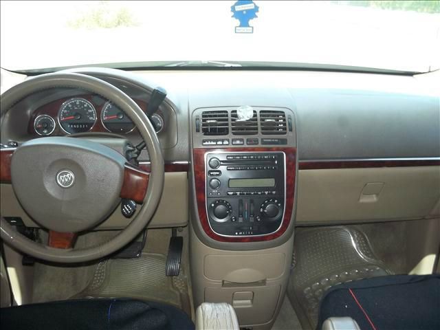 Buick Terraza 2005 photo 3