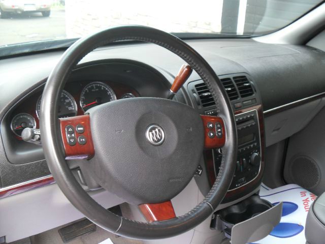 Buick Terraza 2005 photo 4