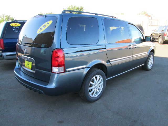 Buick Terraza 2005 photo 7