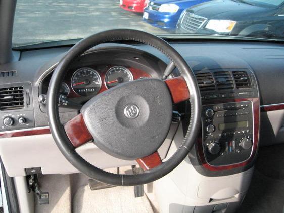 Buick Terraza 2006 photo 1