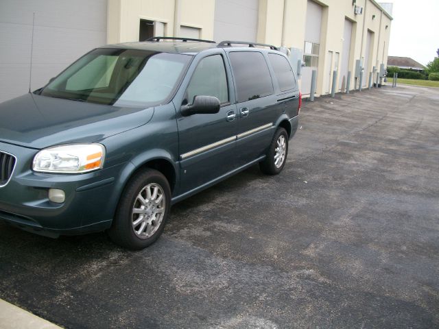 Buick Terraza 2006 photo 2