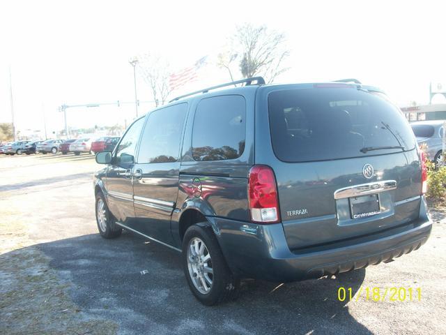 Buick Terraza 2006 photo 2