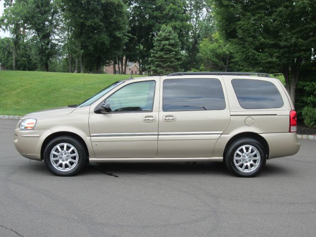 Buick Terraza 2006 photo 2