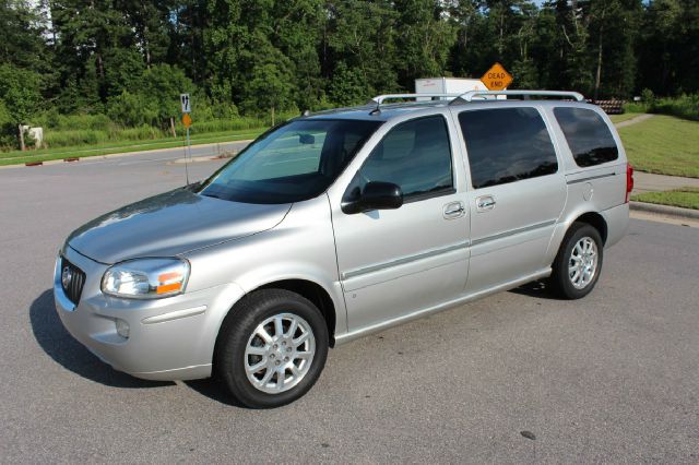 Buick Terraza 2006 photo 3