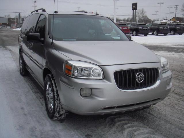 Buick Terraza 2006 photo 3