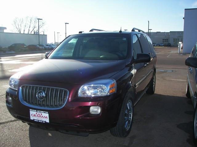 Buick Terraza 2006 photo 2