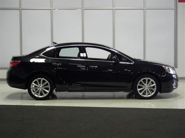 Buick Verano 2013 photo 1