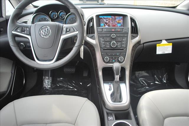 Buick Verano 2013 photo 24