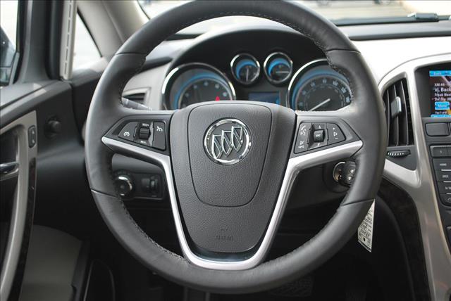 Buick Verano 2013 photo 36