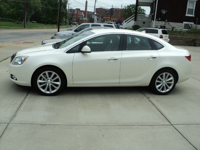 Buick Verano 2013 photo 8