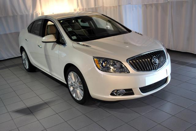 Buick Verano 2013 photo 3