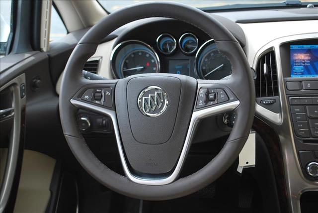 Buick Verano 2013 photo 34