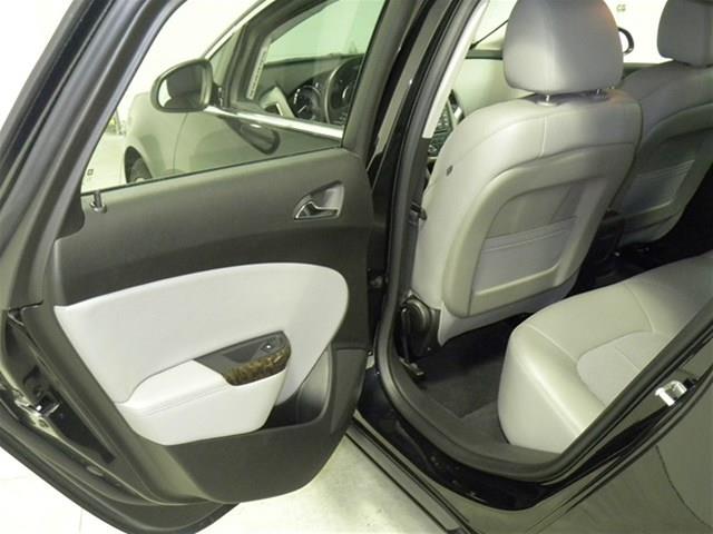 Buick Verano 2013 photo 13