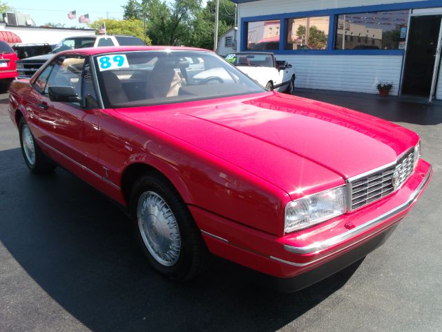 Cadillac Allante 1989 photo 10