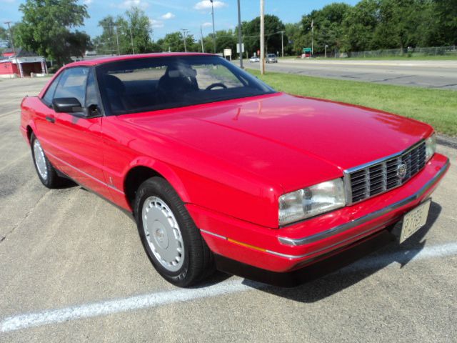 Cadillac Allante 1992 photo 1