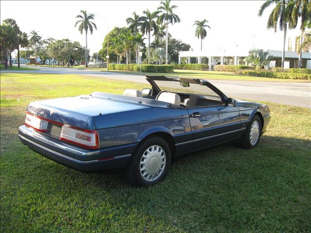 Cadillac Allante 1993 photo 5