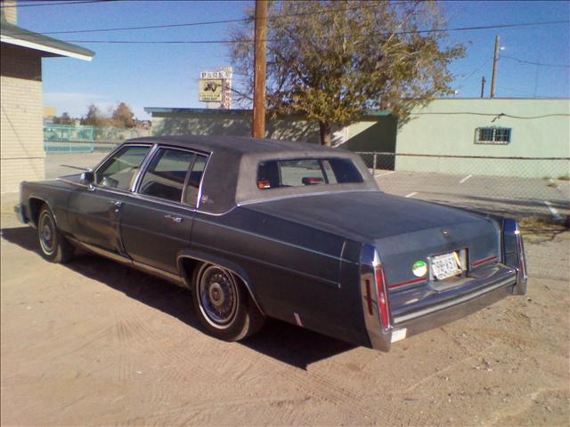 Cadillac Brougham 1989 photo 2