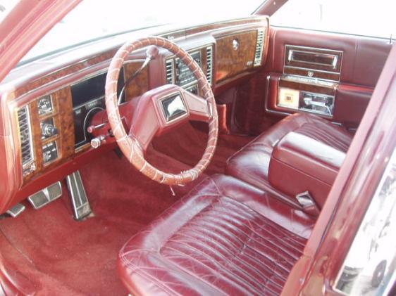 Cadillac Brougham 1992 photo 1