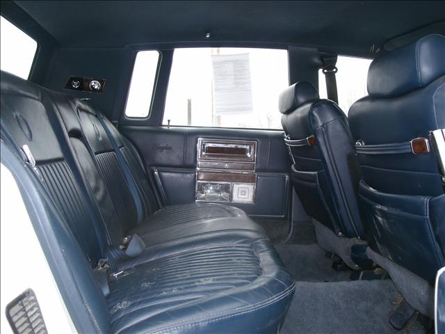 Cadillac Brougham 1992 photo 5