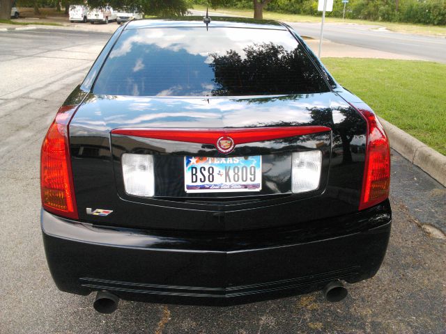 Cadillac CTS-V 2006 photo 2