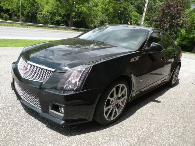 Cadillac CTS-V 2009 photo 2