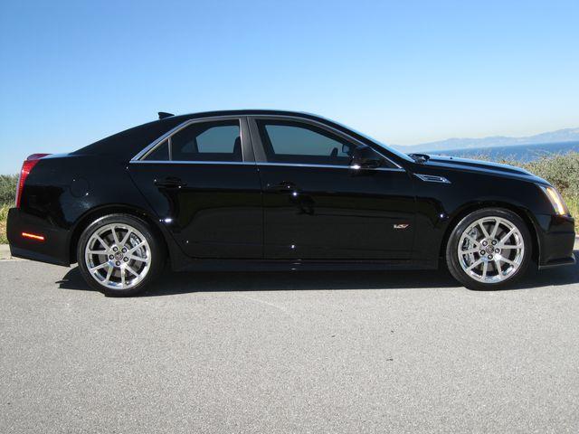 Cadillac CTS-V 2010 photo 3