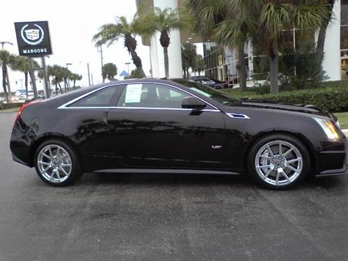 Cadillac CTS-V 2011 photo 1